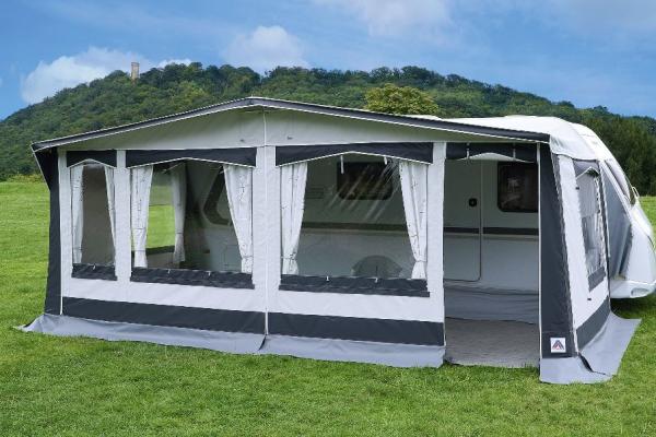 Detail PVC-Dach 500 g/m² und verschweißte Nähte Bornholm Vorzelt regendicht