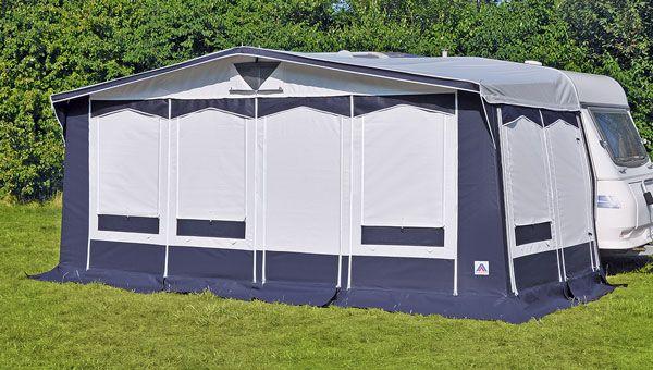 Detail 500 g/m² PVC‑Dach des Grönland Vorzelts, Regentropfen perlen ab